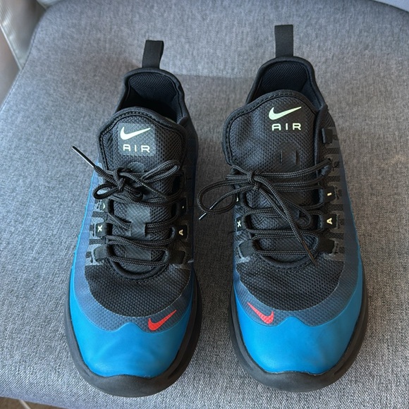 Nike Air Max Axis size 7Y - Picture 14 of 16